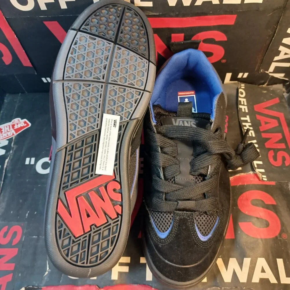 Vans Men's 11.5 Skate Mixxa Black/Grey VN000CUYN42